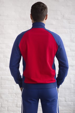 Красно-синий мужской спортивный костюм задняя сторона